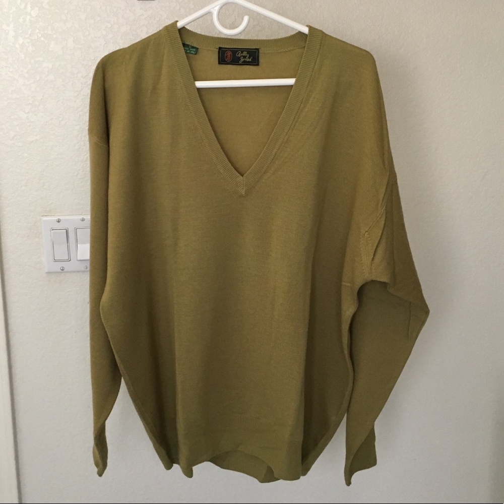 Bobby Jones Men’s Vneck Olive Green Sweater